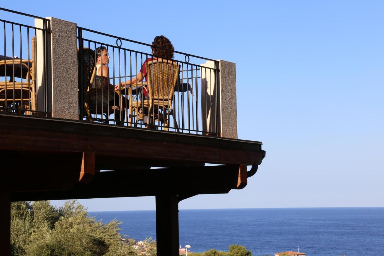 Club Esse Cala Gonone Hotel Exterior photo